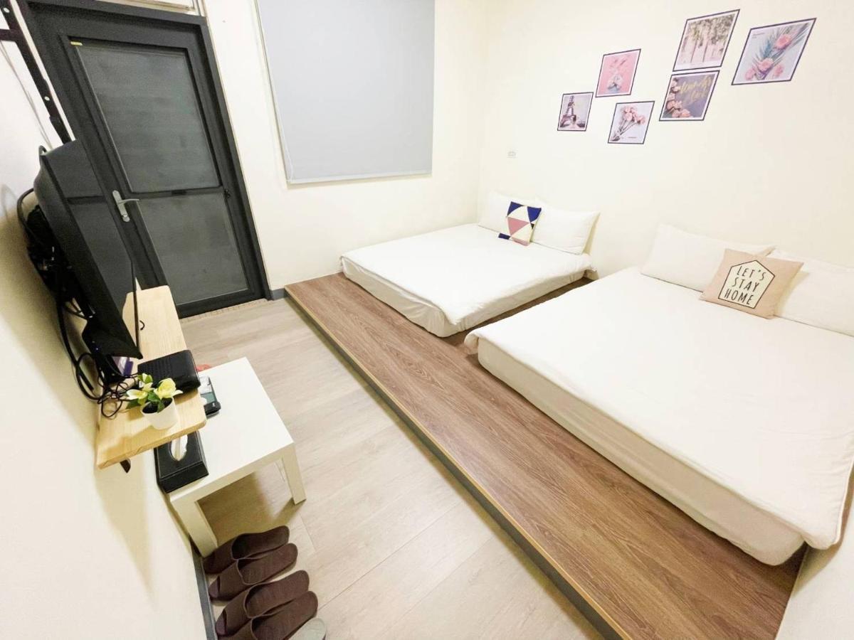 Fengjia 08 Home Taichung Esterno foto