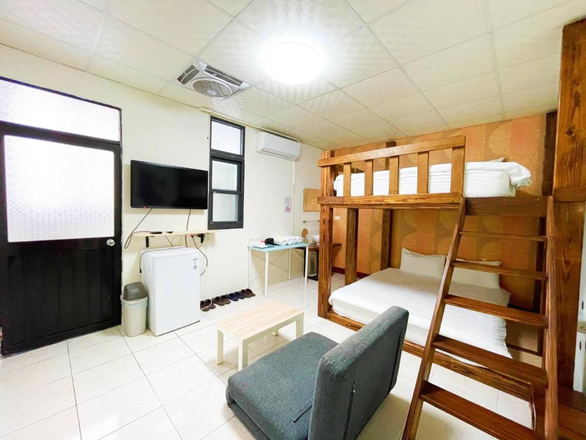 Fengjia 08 Home Taichung Esterno foto